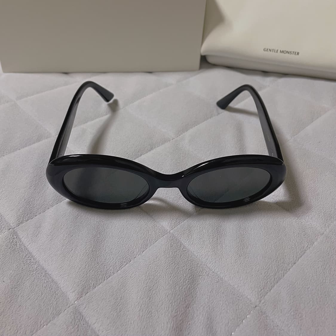 젠틀몬스터 선글라스 라모드 01 블랙 상품이미지2
