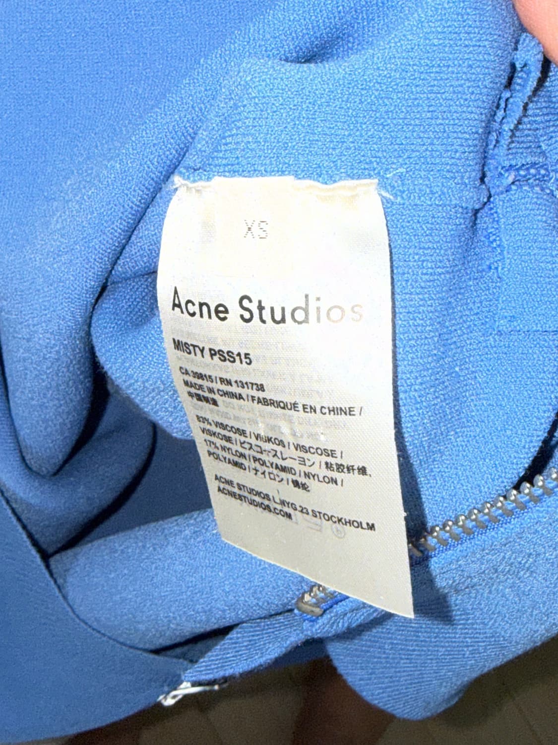 아크네스튜오 비스코스 니트 상품이미지3