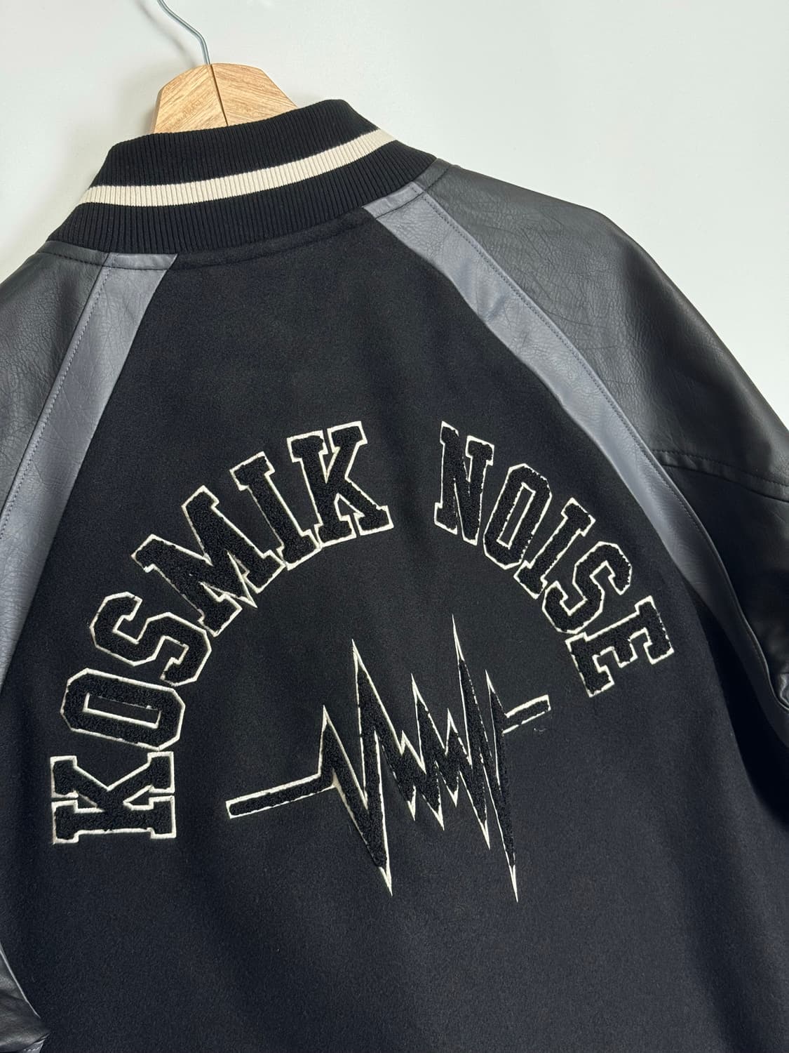 GU 지유 X 언더커버 바시티 자켓 스타디움 자켓 블랙 L 상품이미지4