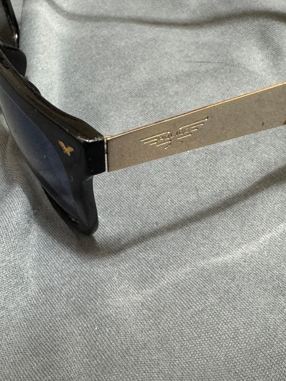 POLICE 블랙 사각 뿔테 선글라스 상품이미지2