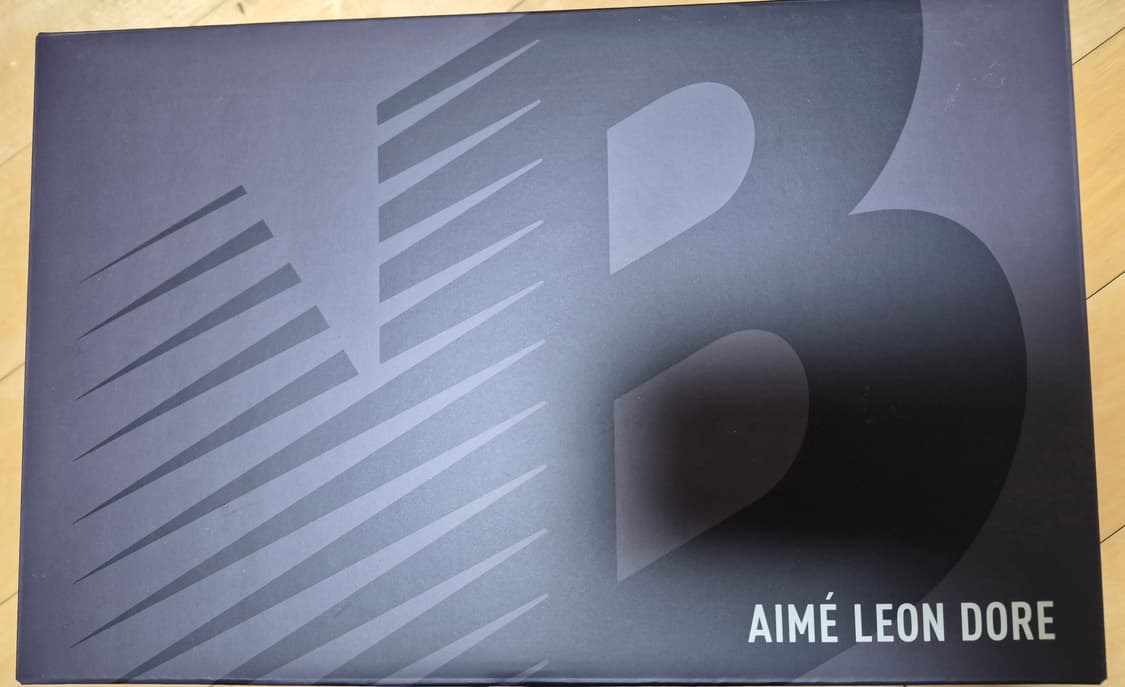 (새상품)뉴발란스 1300 에임레온도르 270사이즈 상품이미지1