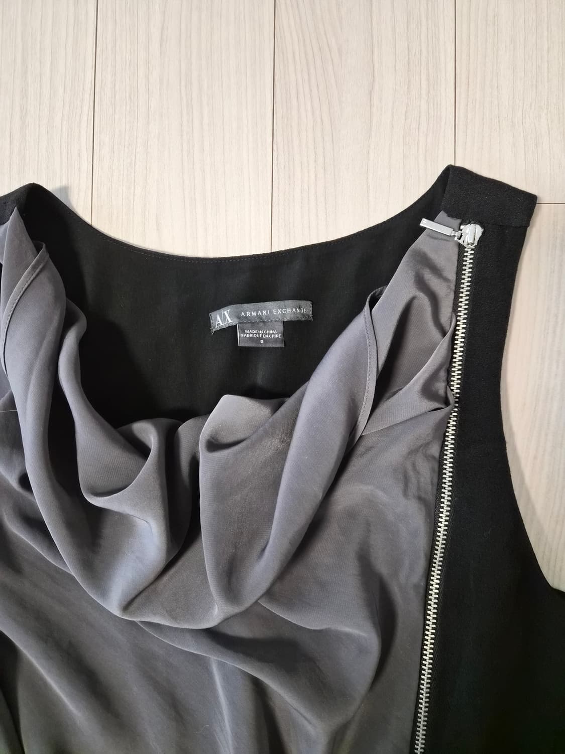 [정품] 아르마니 익스체인지(A|X) 배색 드레이프 지퍼 원피스 상품이미지3