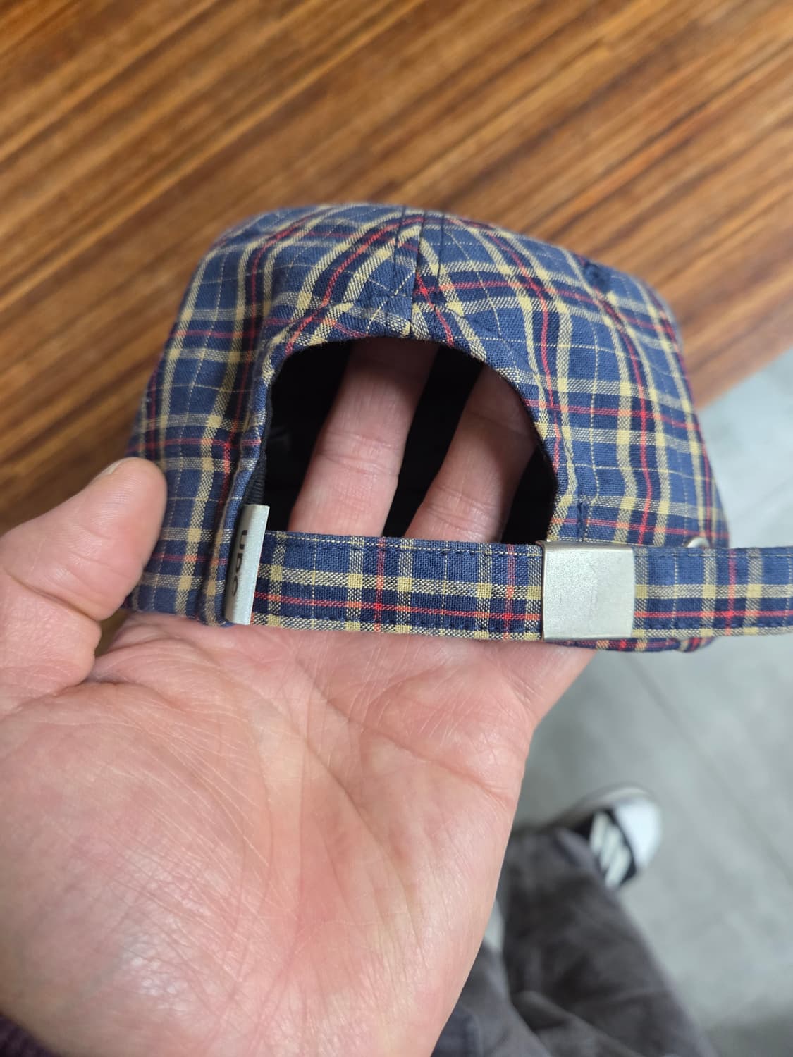 언더컨트롤 자수로고 체크 모자 프리  상품이미지3