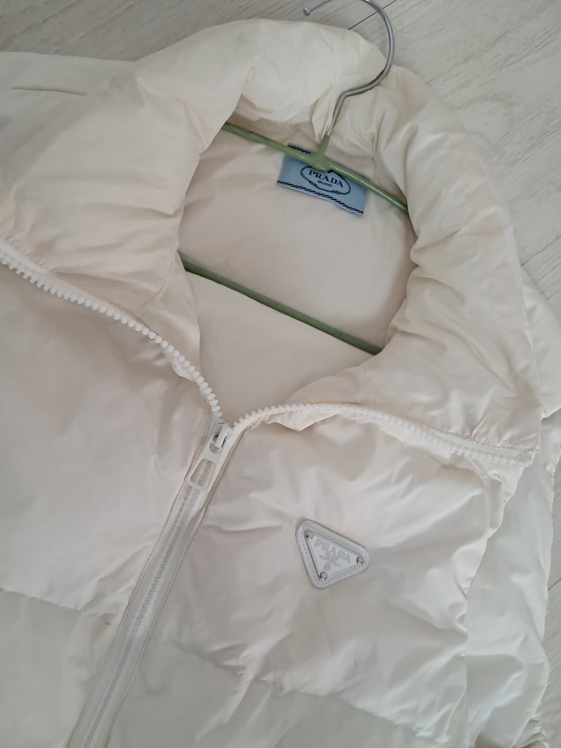 프라다 아이보리 구스 패딩조끼 상품이미지1