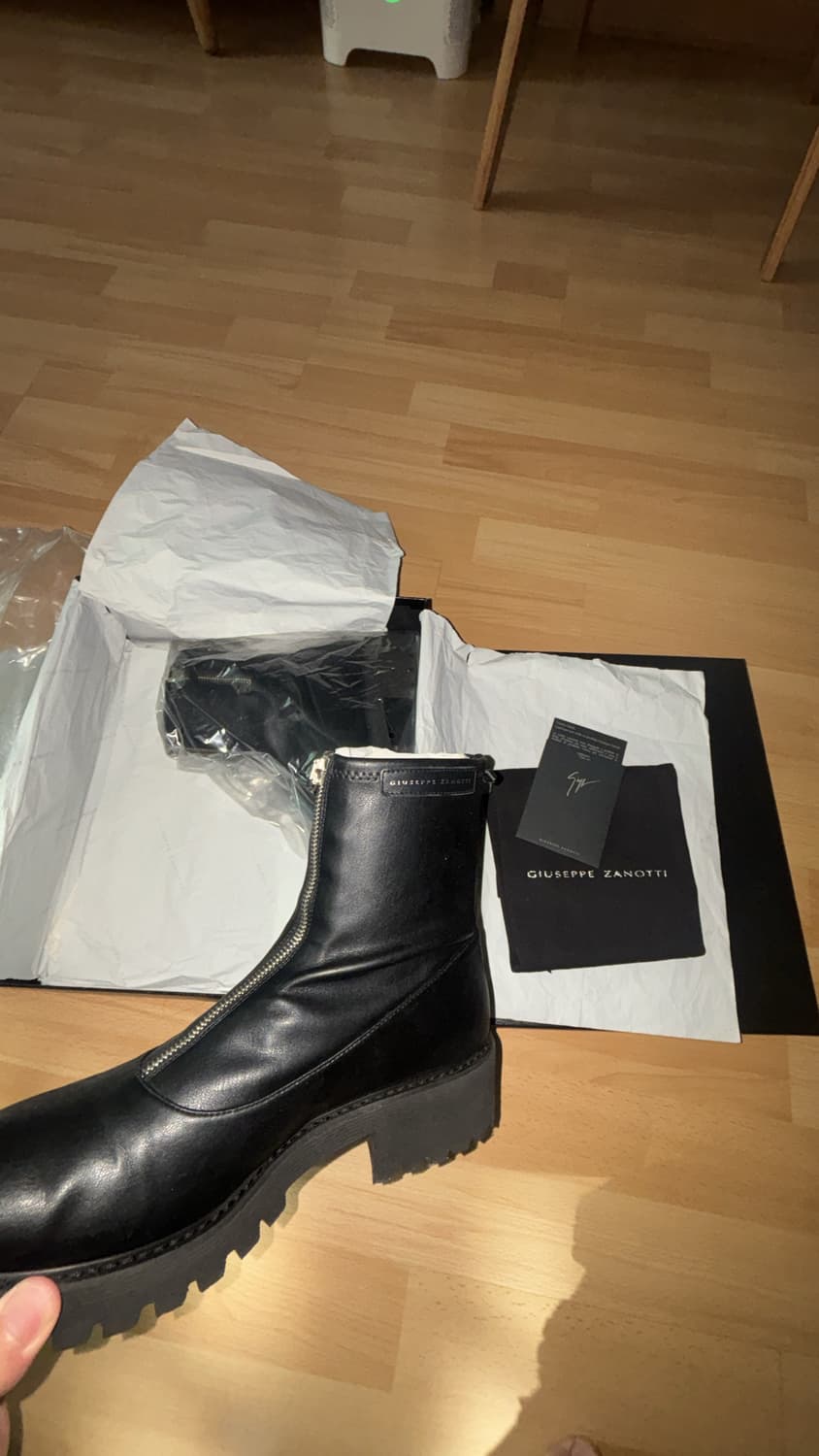 쥬세페 자노티 레더 멀티 프론트지퍼 컴뱃 부츠 40사이즈 상품이미지4