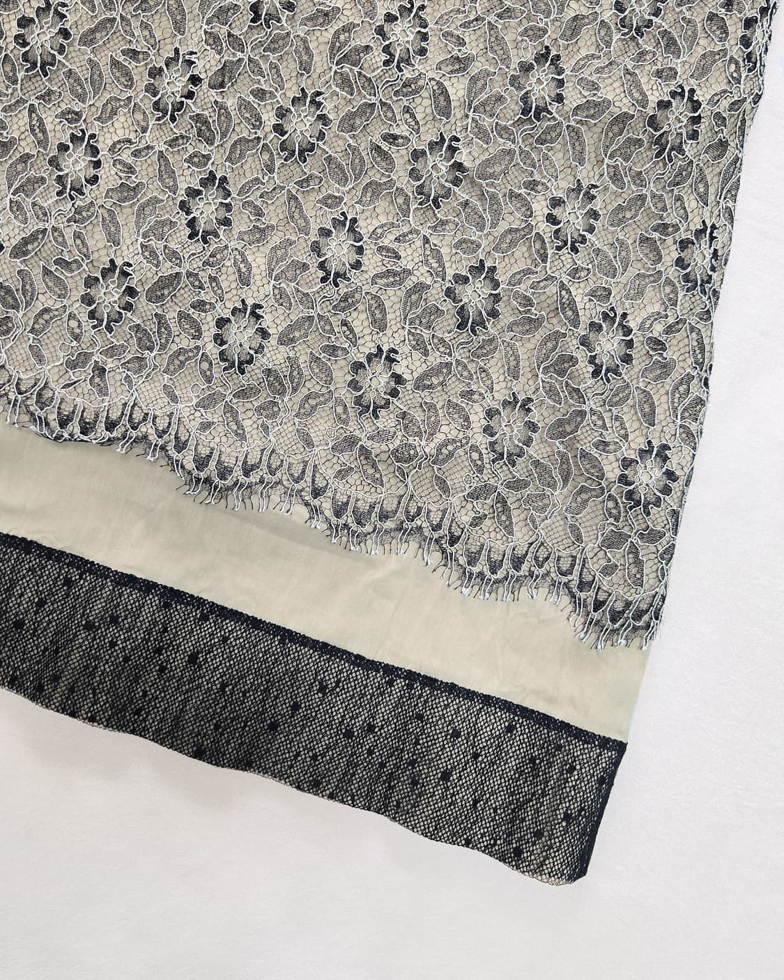 리본 포인트 고딕 레이스 원피스 상품이미지4