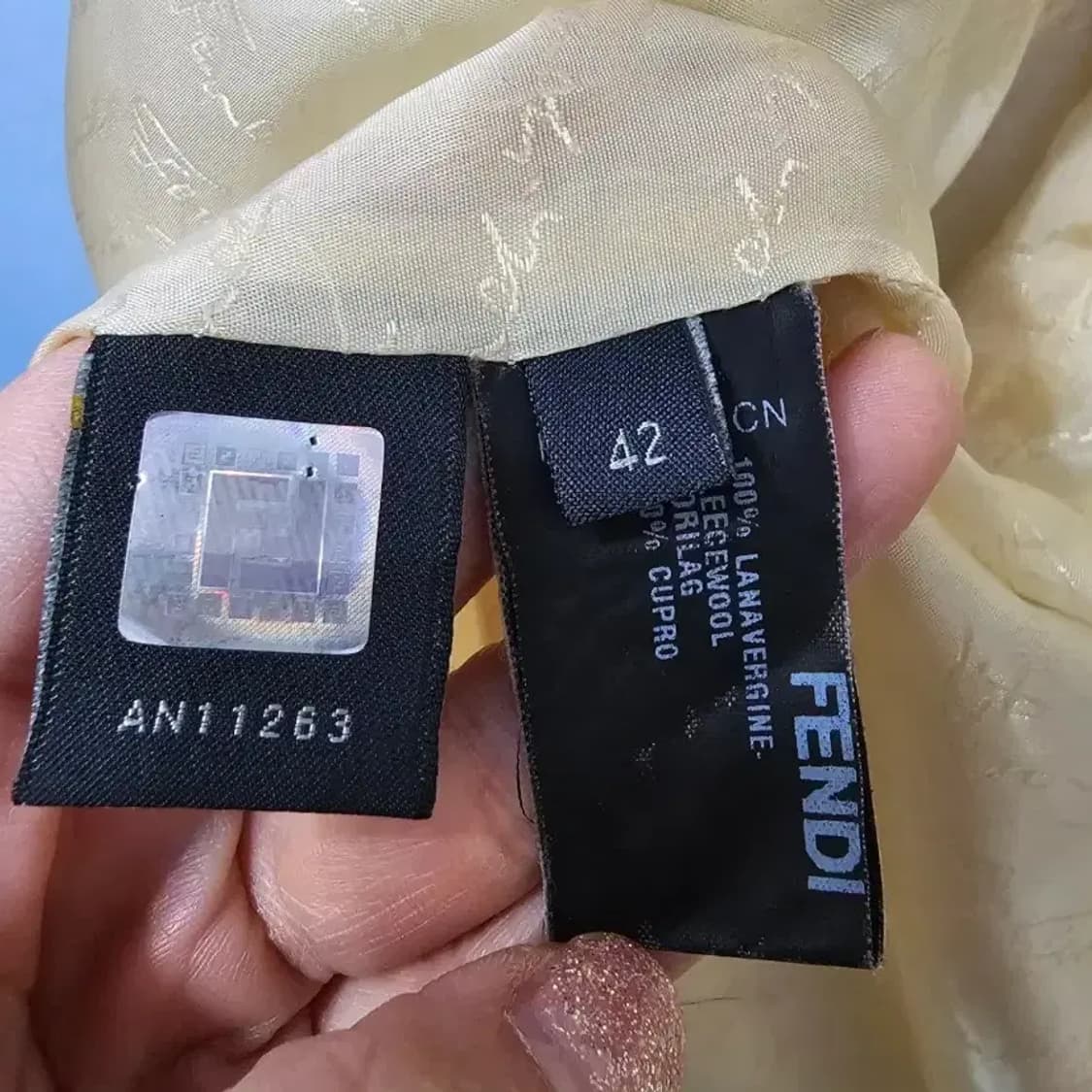 펜디 아이보리 코트 정품 42사이즈 상품이미지9