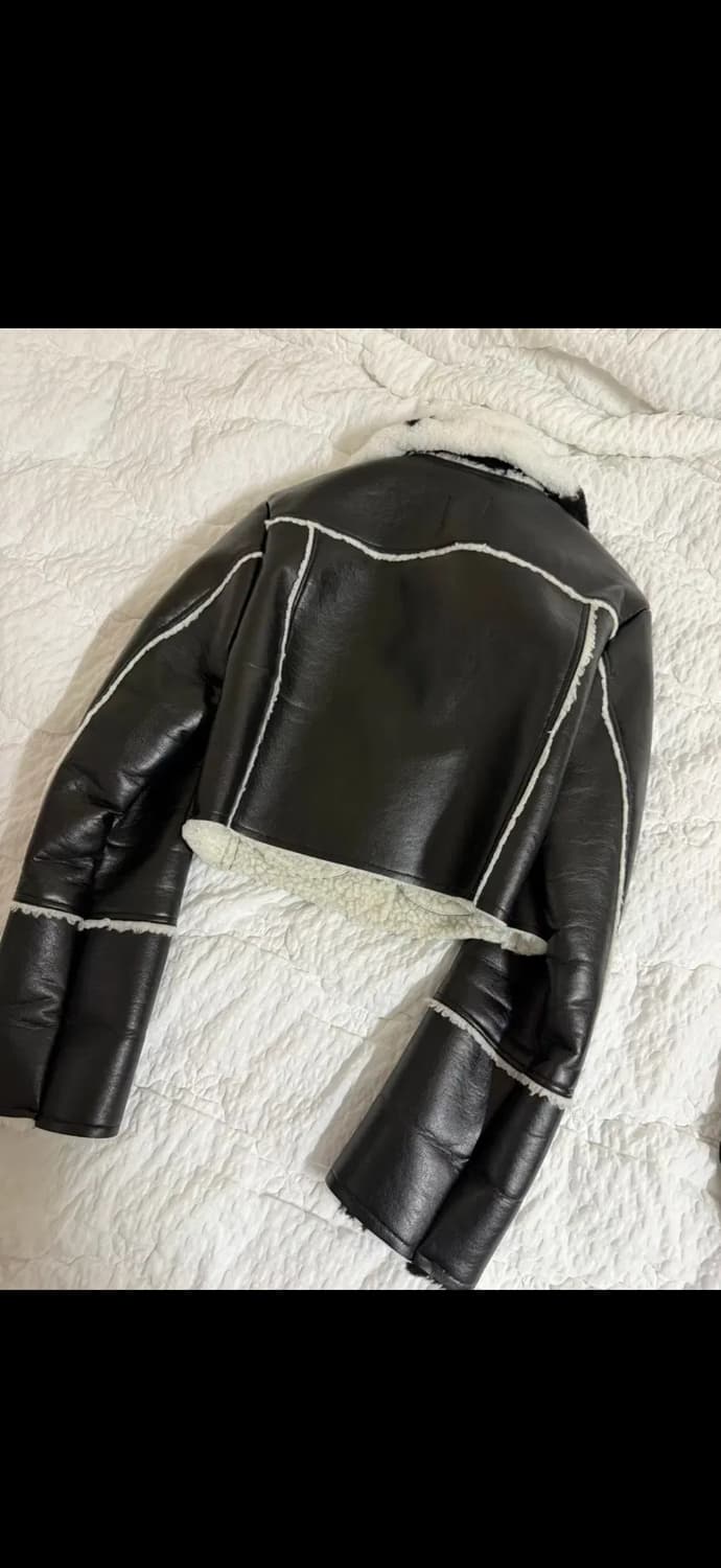 러브이즈트루 ow cow 무스탕 m 상품이미지7