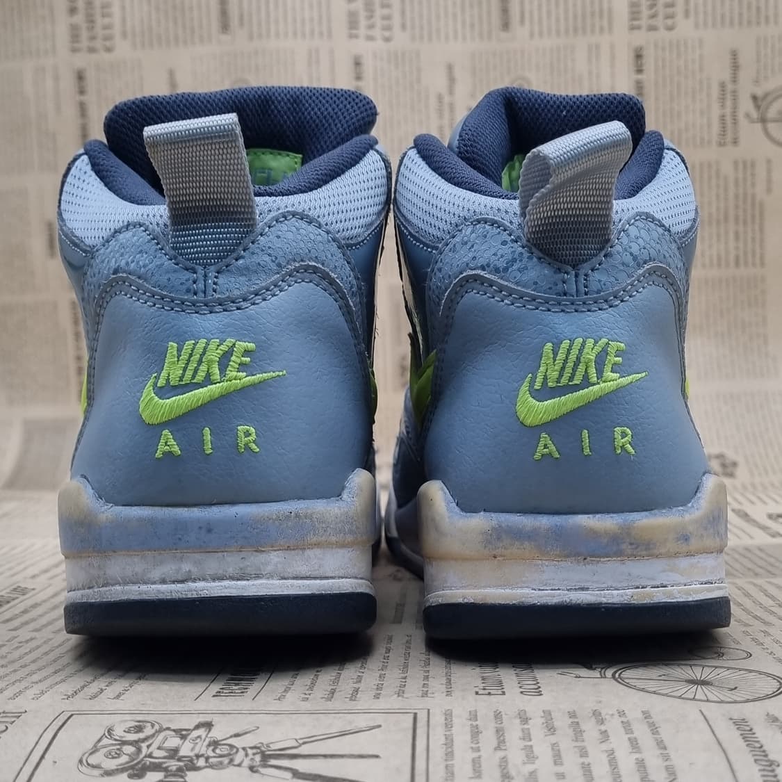 나이키 플라이트 레거시2 미드 240 상품이미지4