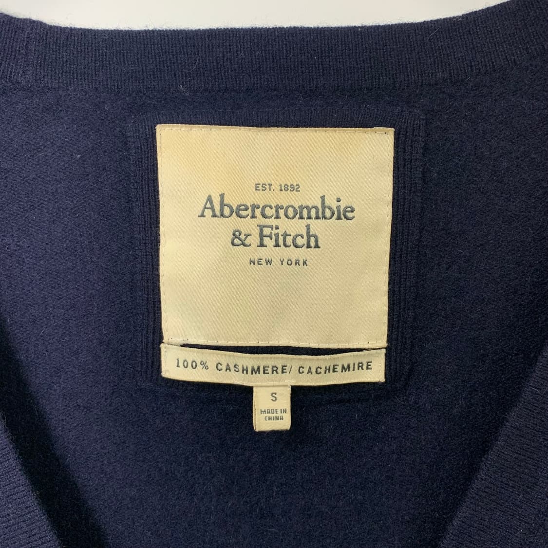 아베크롬비 산양로고 케시미어 네이비 니트 가디건 상품이미지4