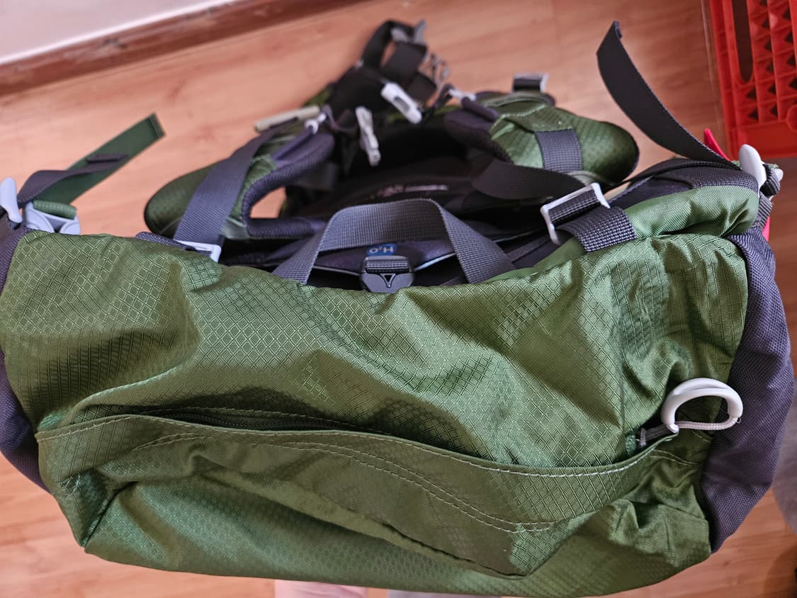 미사용) Osprey 오스프리 볼트 60 등산 배낭 상품이미지9