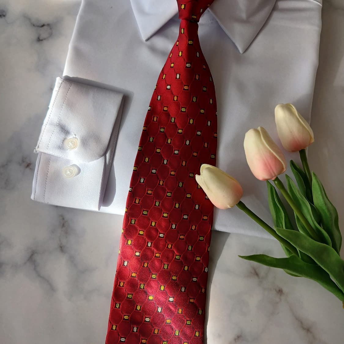 지방시 실크 레드 기하 패턴 넥타이 9.9cm A등급 A19220
 상품이미지5