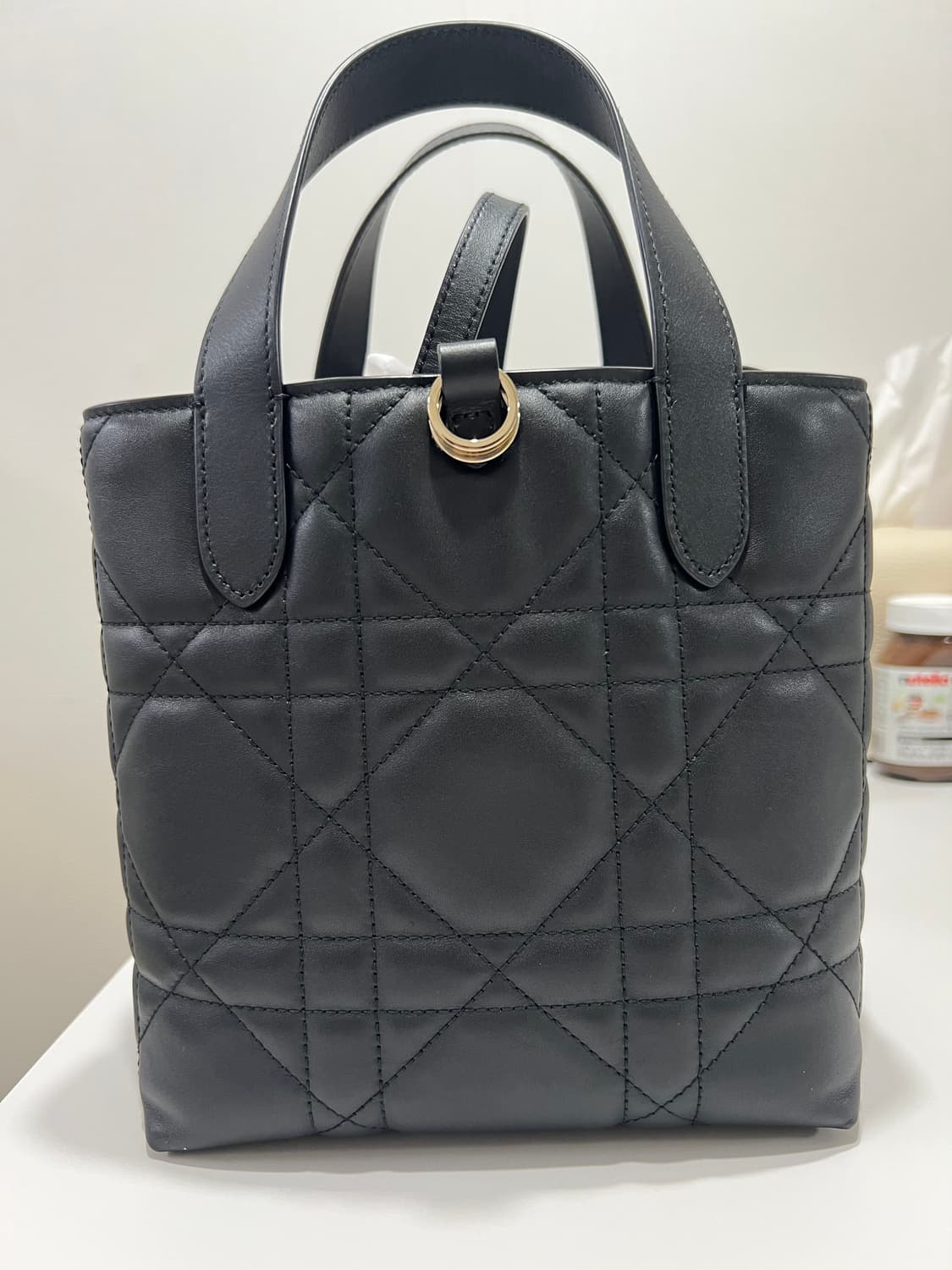 디올 뚜주흐 버티컬 토트백 스몰 블랙 상품이미지2