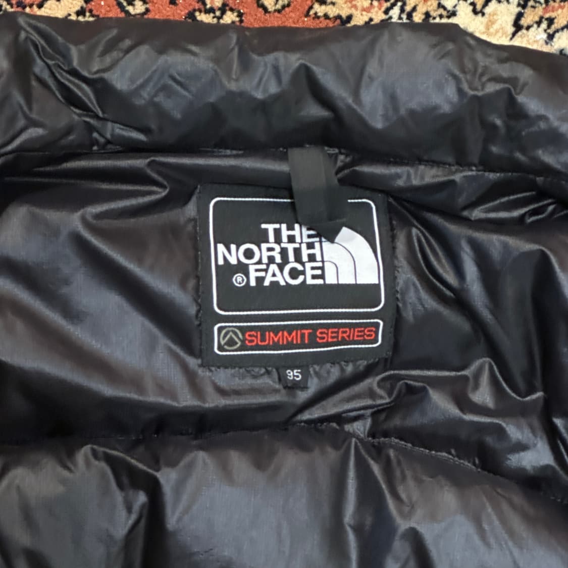 노스페이스 아콘카구아 경량패딩 (L-XL) 블랙 상품이미지8