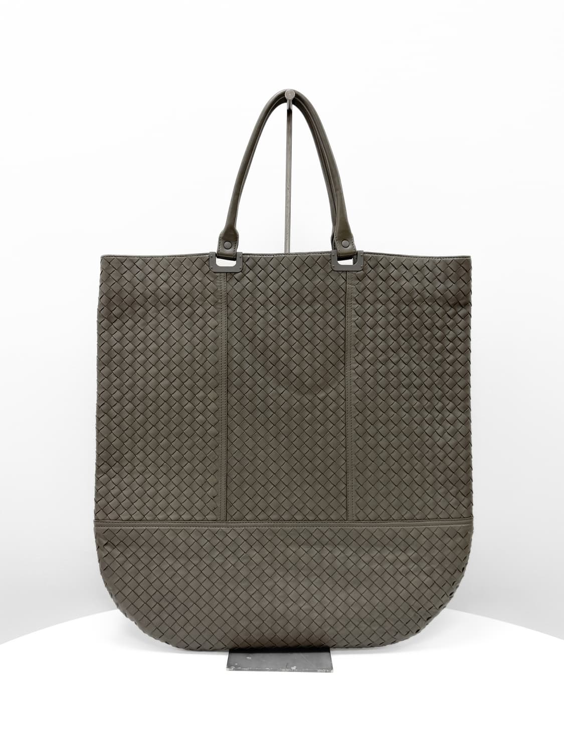 보테가베네타 인트레치아토 나파 라지 플랫 토트백 상품이미지4