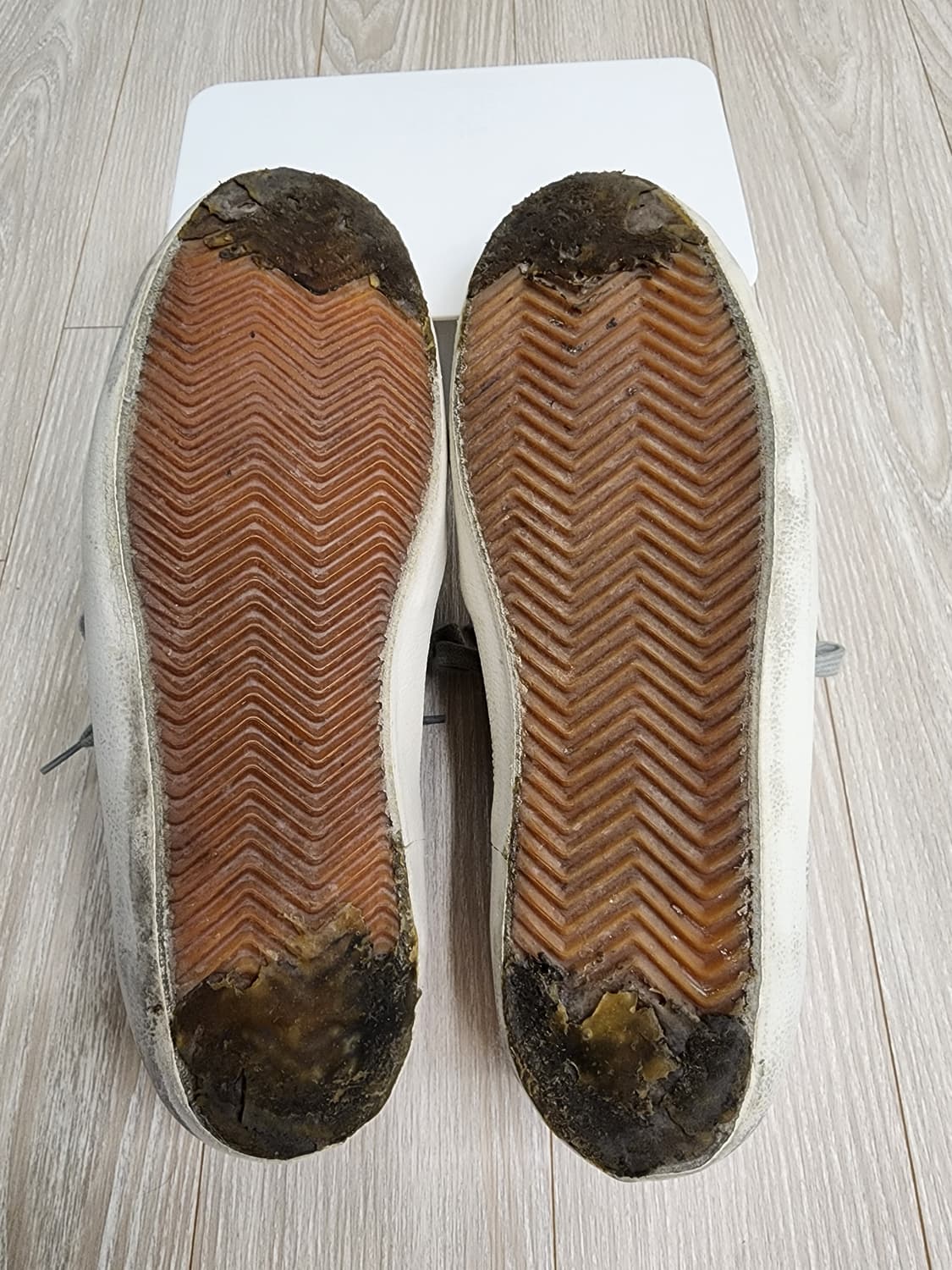 골든구스 블랙스타 스니커즈 정품 판매합니다  상품이미지4