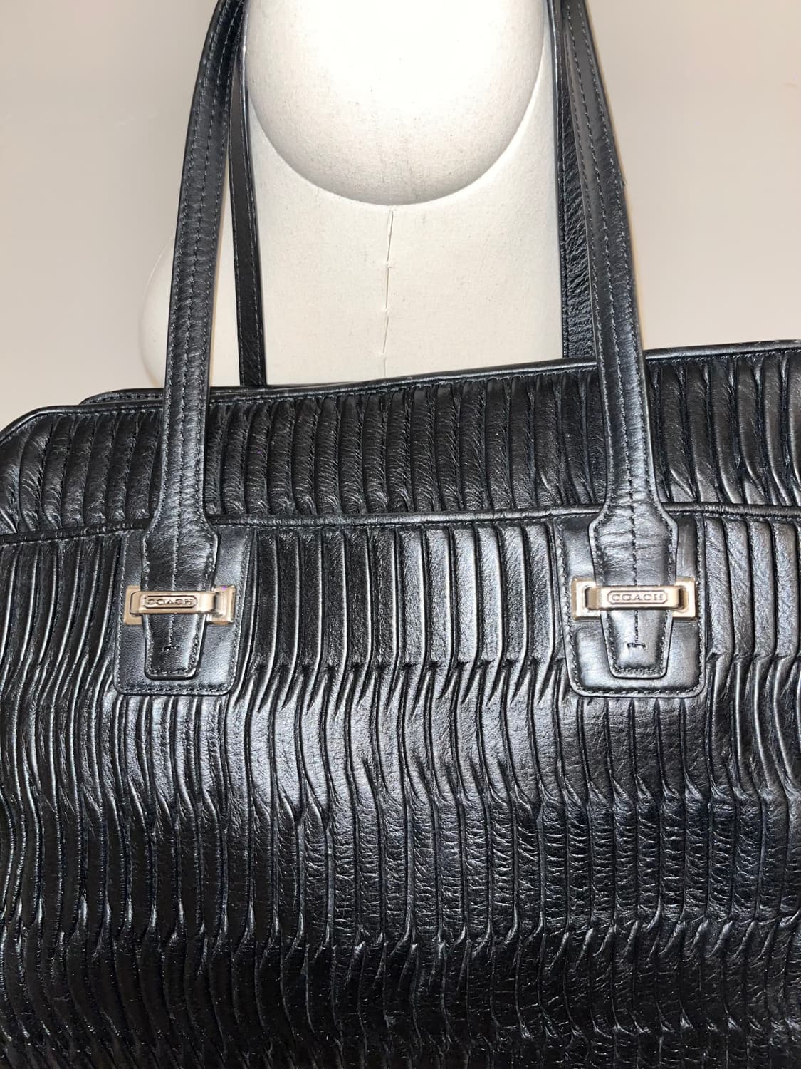 📦Coach All Black shoulder bag 상품이미지6