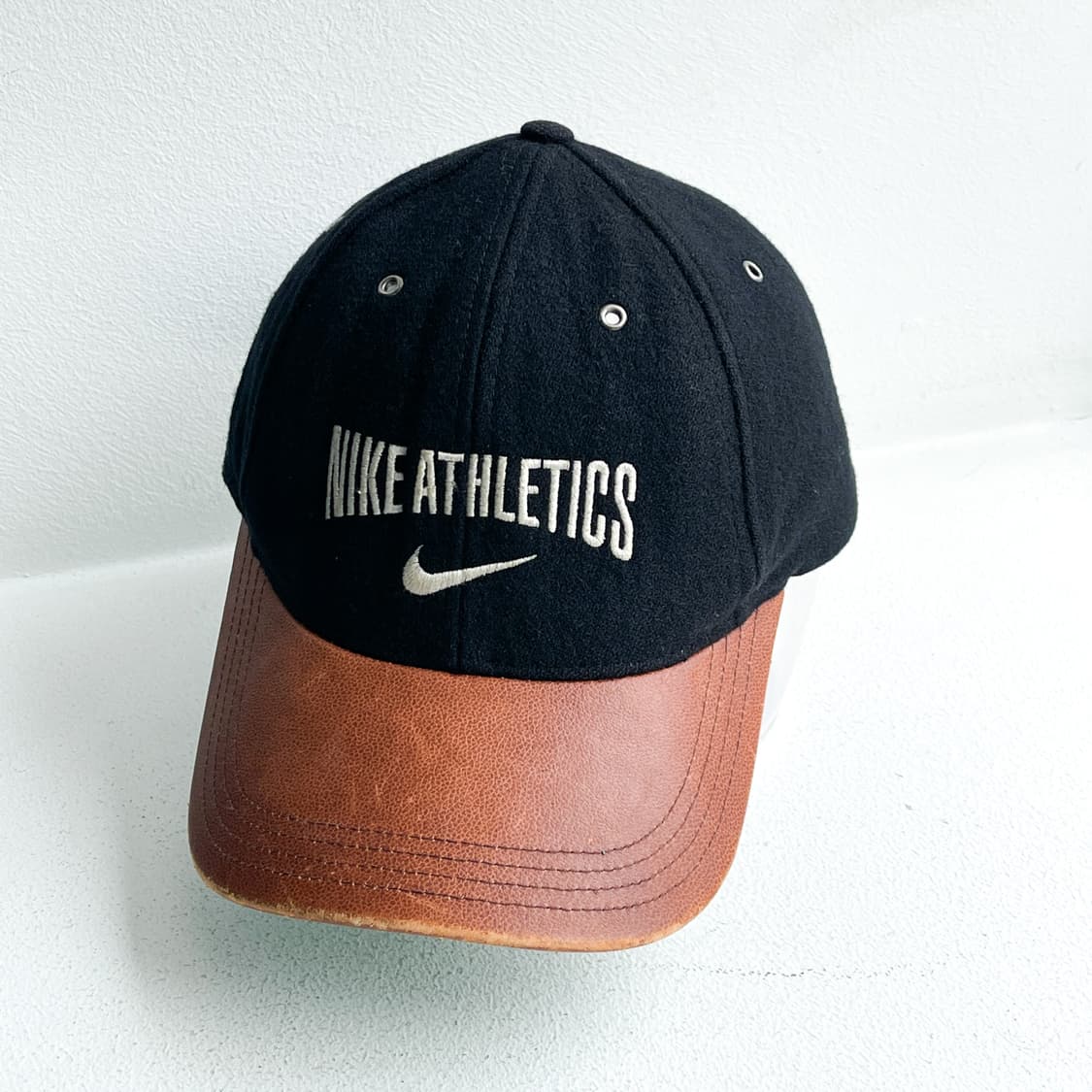 나이키 00s 스우시 어슬레틱스 울/레더 볼 캡 상품이미지1
