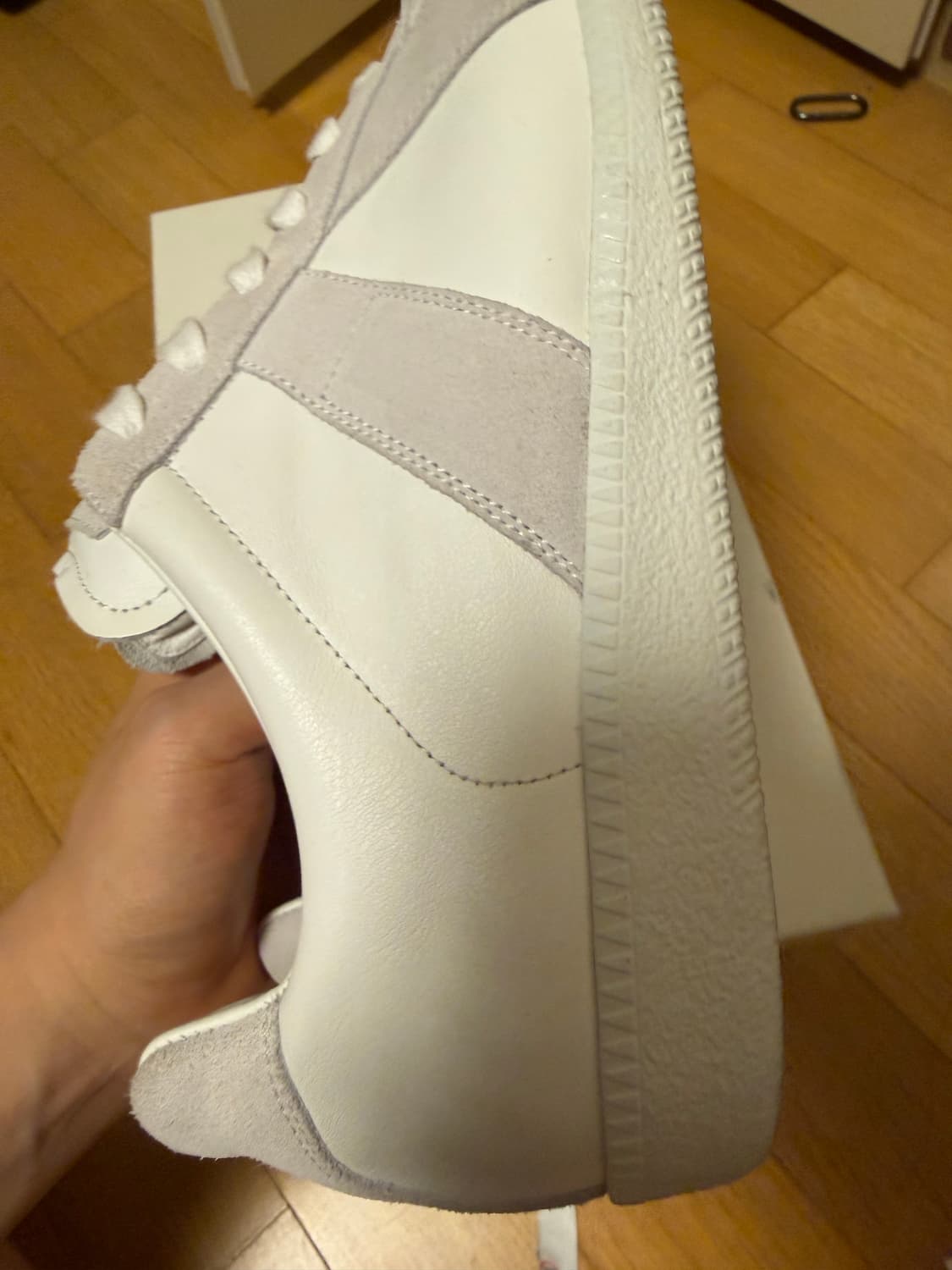 메종 마르지엘라 카프스킨 레플리카 스니커즈 화이트 상품이미지4