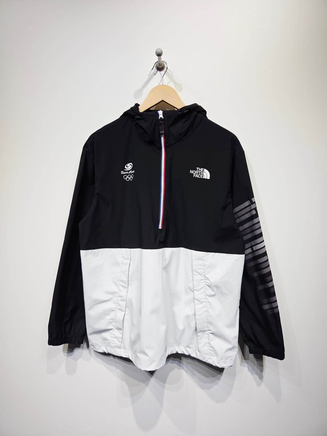 노스페이스 팀 코리아 블랙/화이트 아노락 바람막이_M 상품이미지2