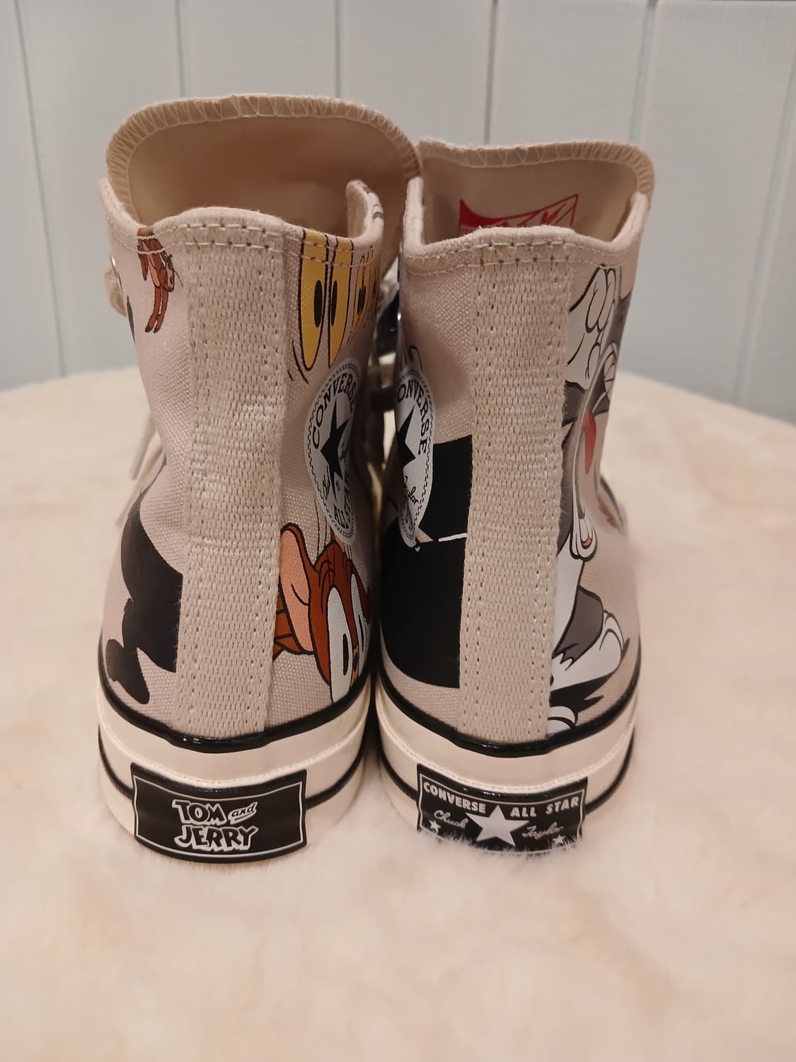 컨버스 톰과제리 정품 콜라보 하이 스니커즈 240 사이즈 상품이미지4