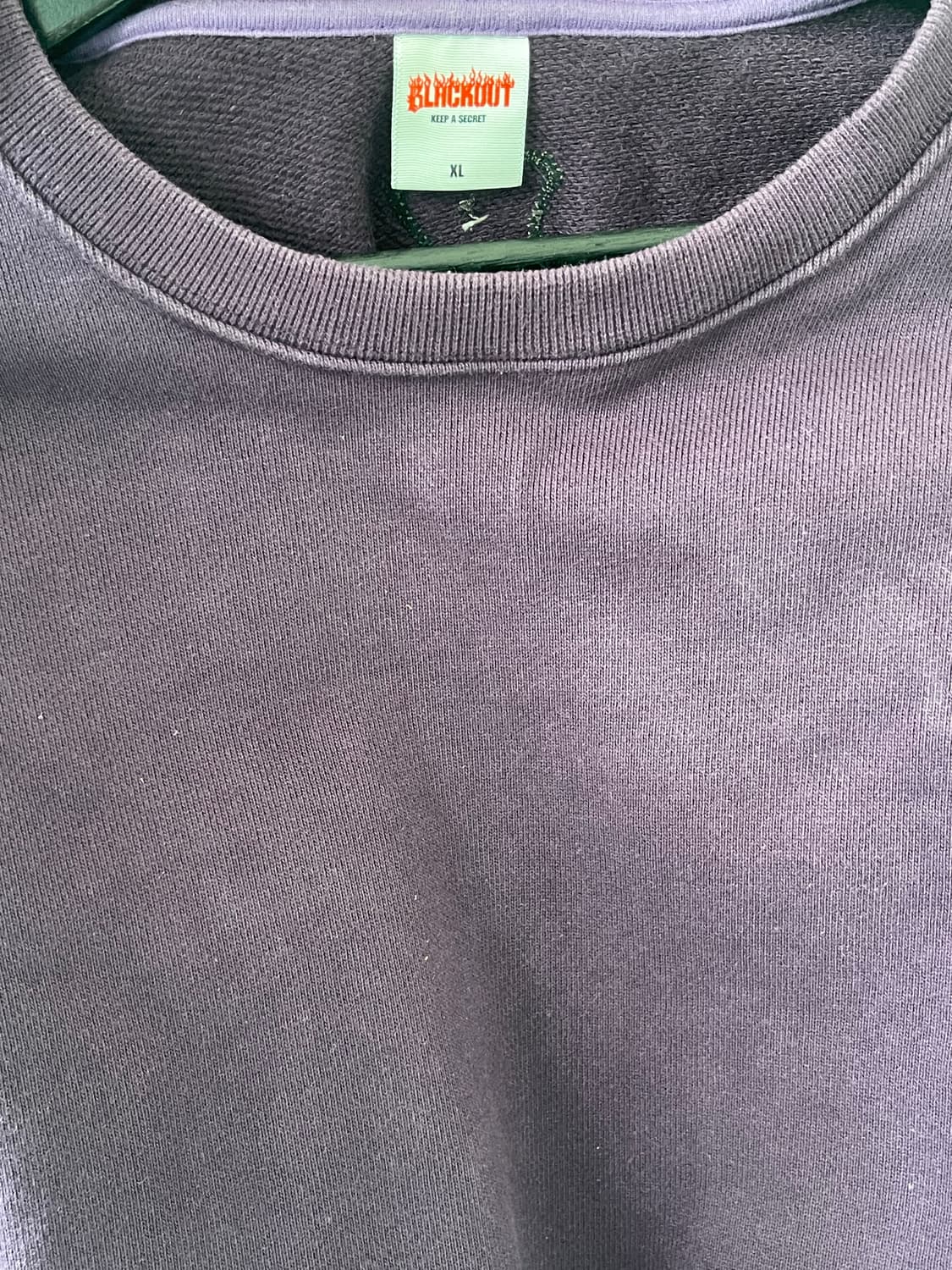 블랙아웃 본 스웻셔츠 상품이미지3