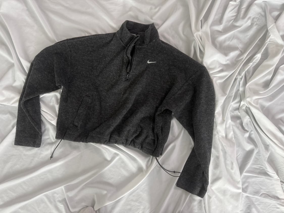 나이키 크롭 therma fit 상품이미지3