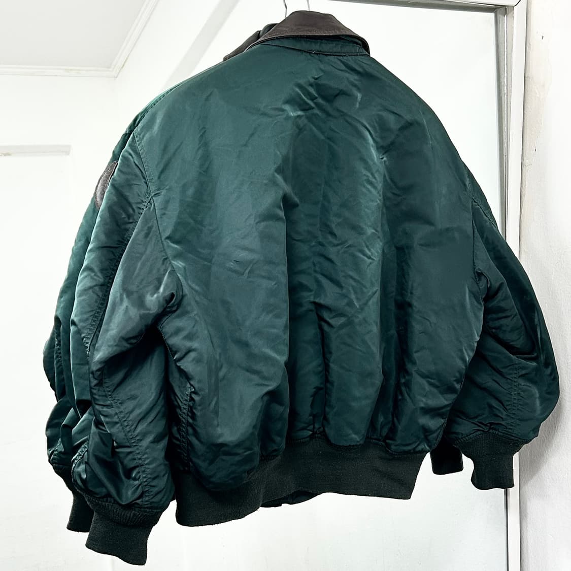 알파인더스트리 90s 레더카라 CWU-45P 플라이트 자켓 상품이미지5