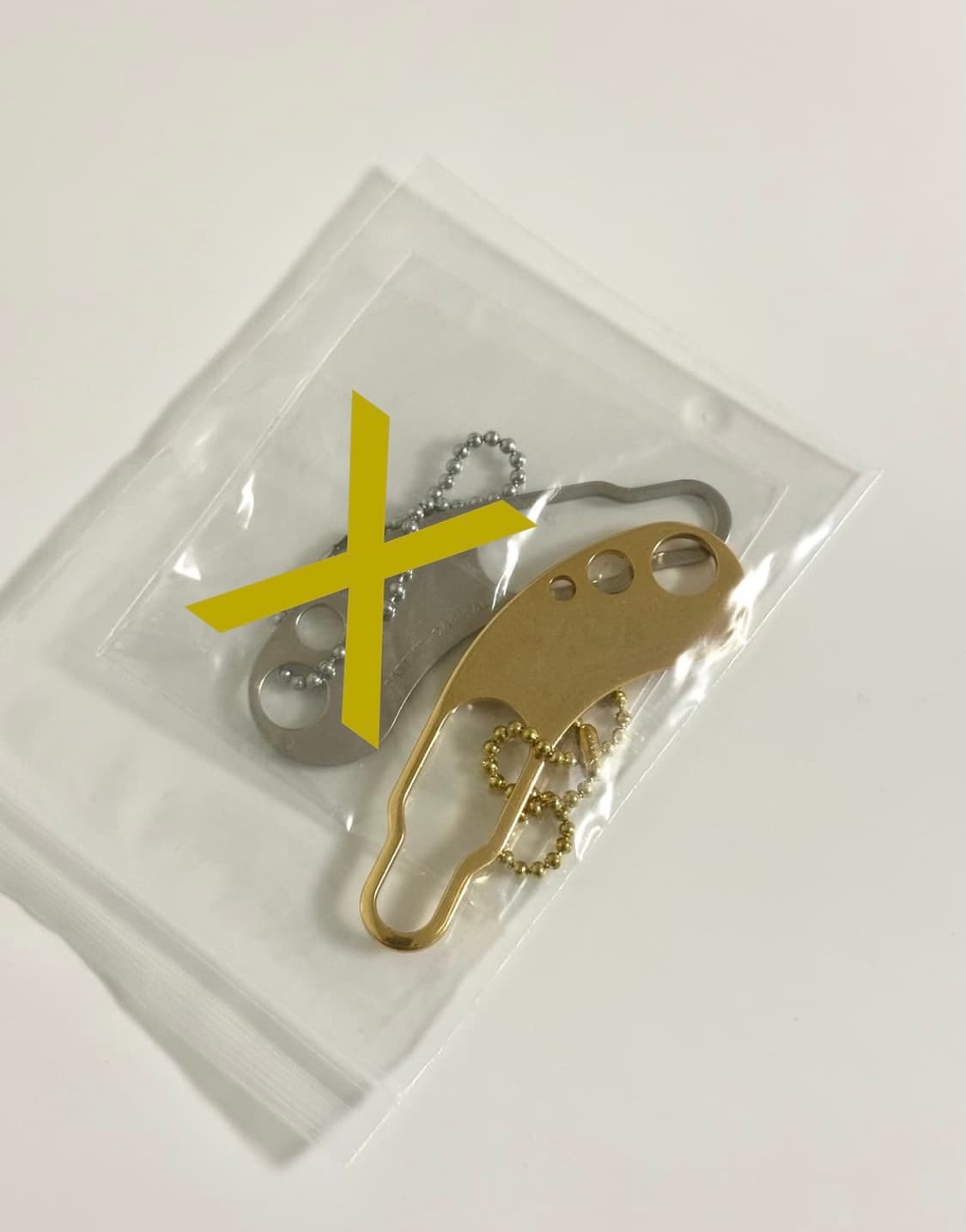 캐피탈 키링 (금색) 상품이미지1