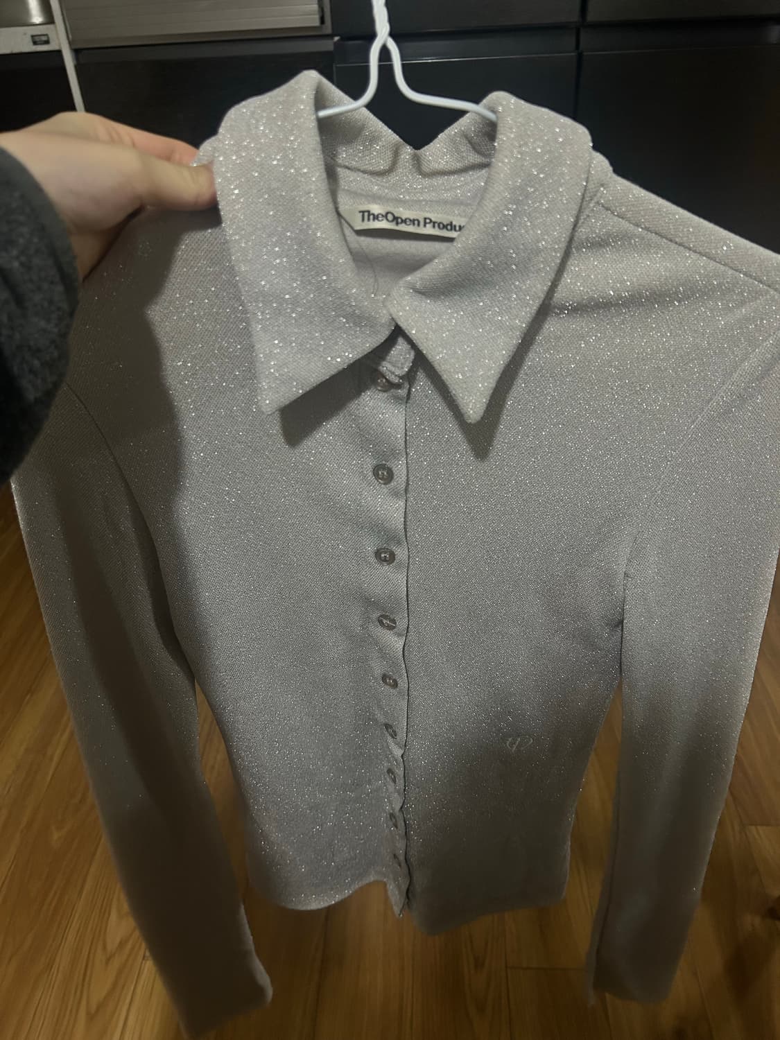 더오픈 프로덕트 글리터 셔츠 팝니다 상품이미지2