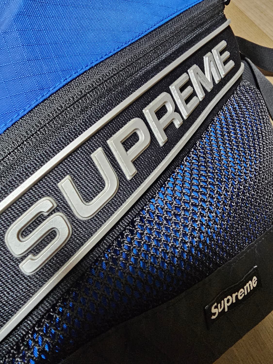 정품) Supreme 슈프림 23fw 블루 크로스백 숄더백 가방 상품이미지8