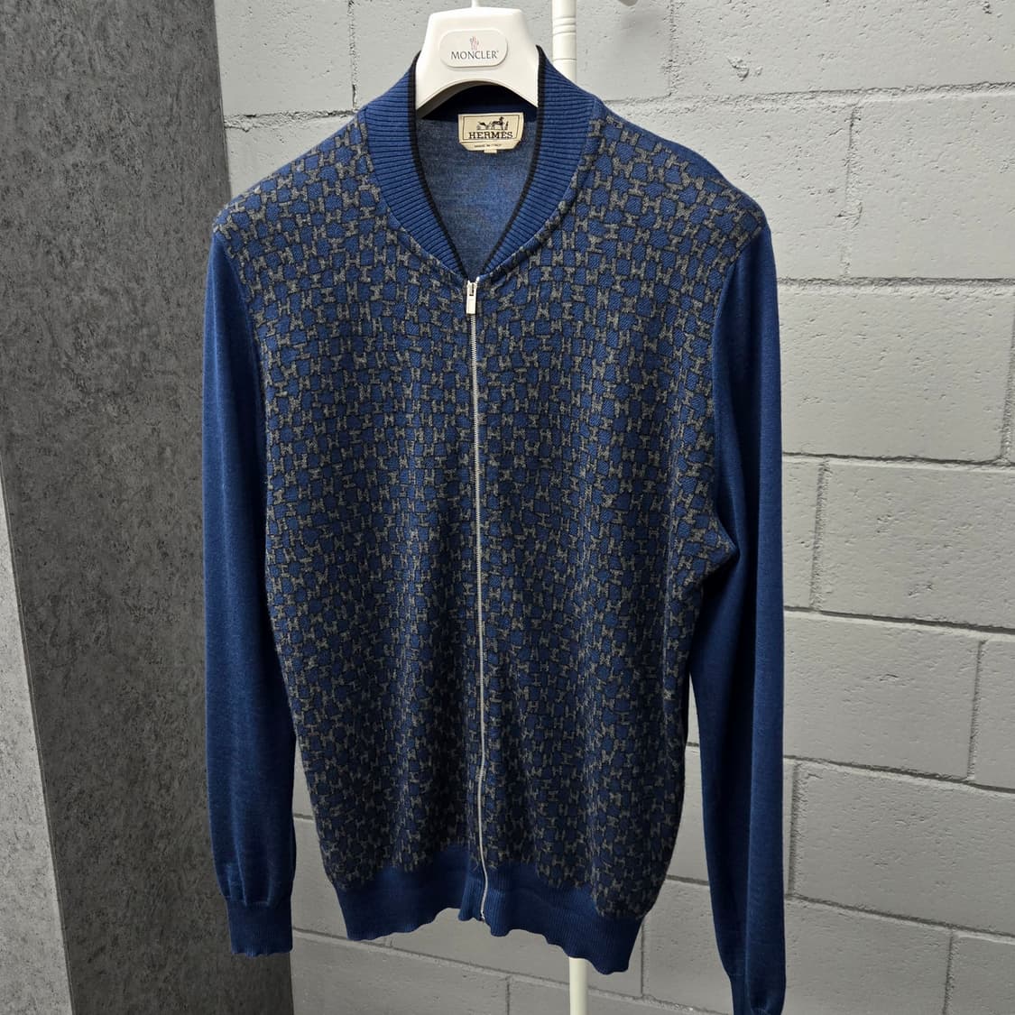 에르메스 H 멀티로고 캐시미어 니트 집업 L 상품이미지1