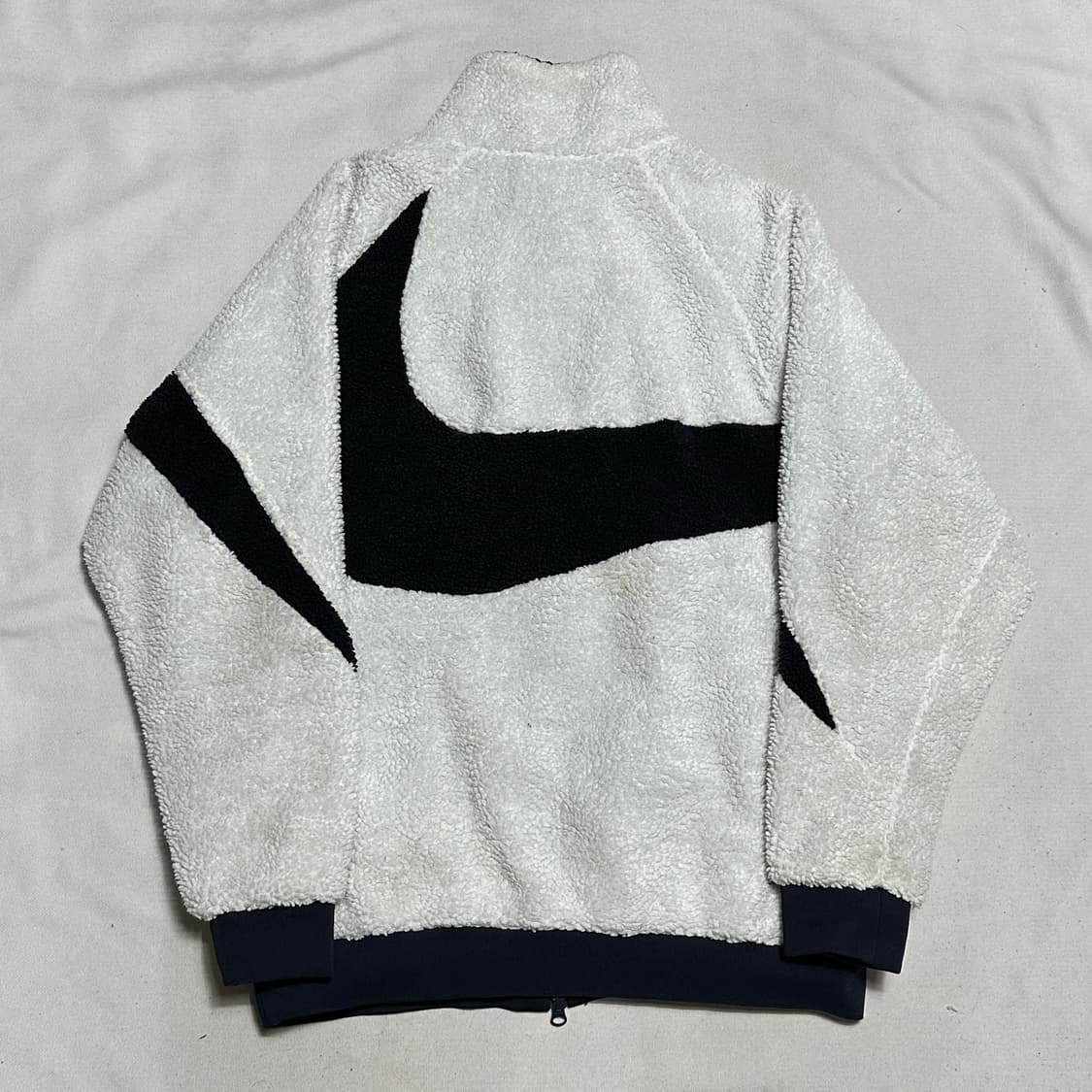 XL 나이키 빅스우시 리버시블 화이트 플리스 상품이미지3