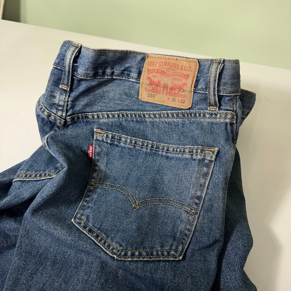 XL 36 리바이스550 USA 레귤러 일자핏 데님팬츠 청바지 상품이미지1