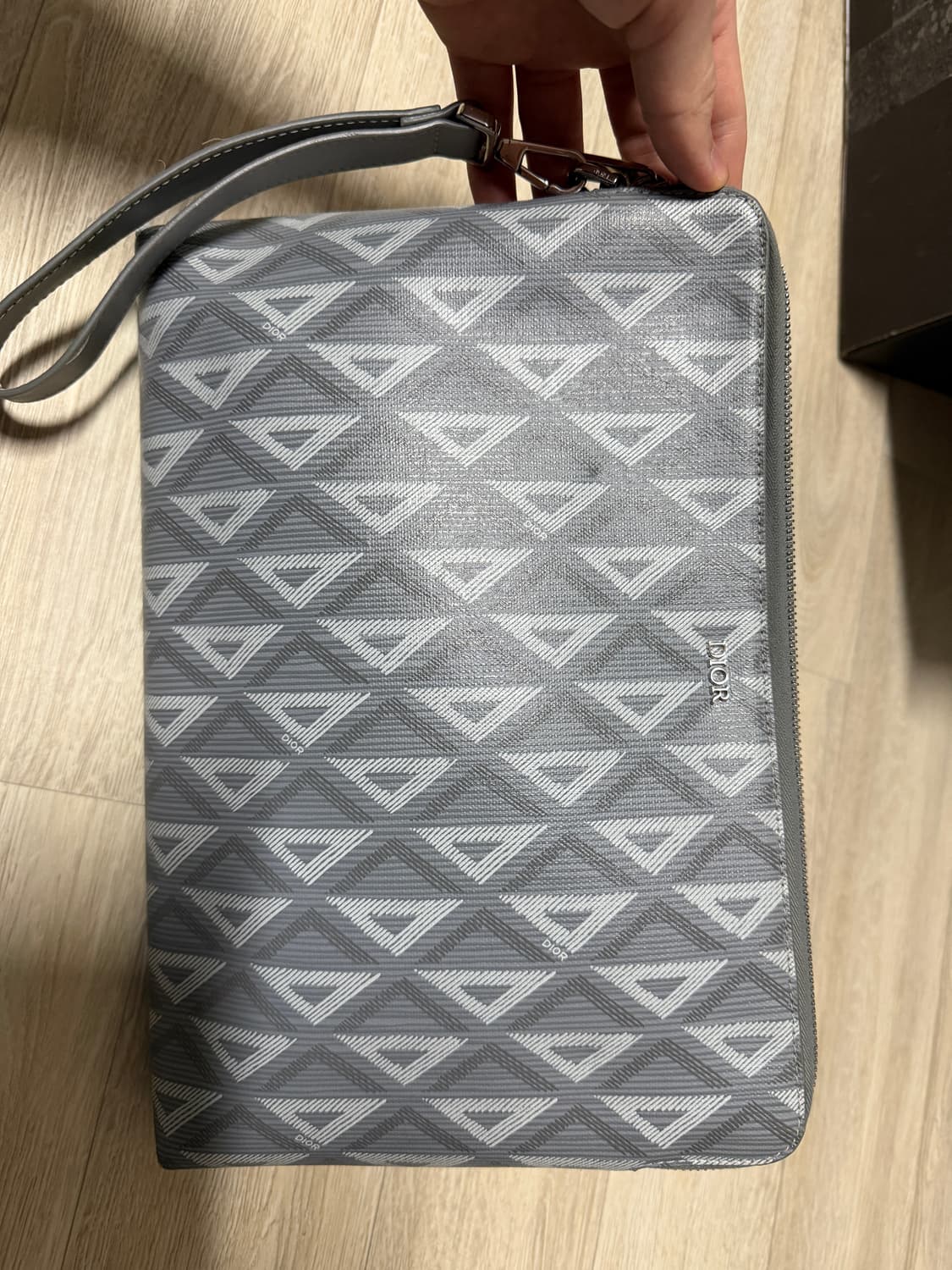 디올 다이아몬드 클러치 상품이미지1