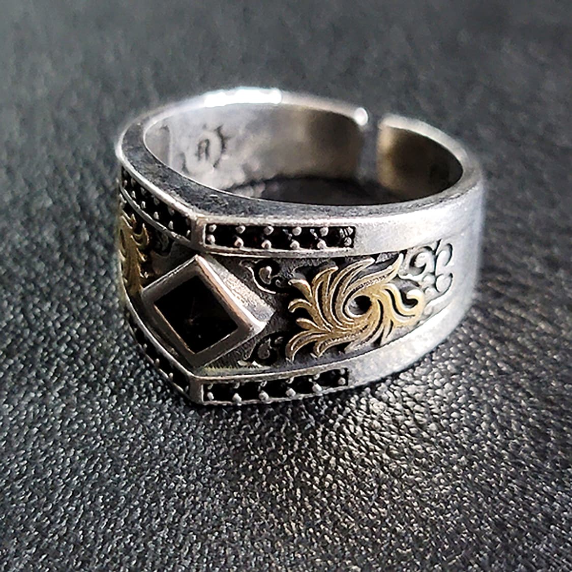 Eldoria 실버 남자 엔틱 빈티지 명품 문양 다이아 왕실 반지 상품이미지3