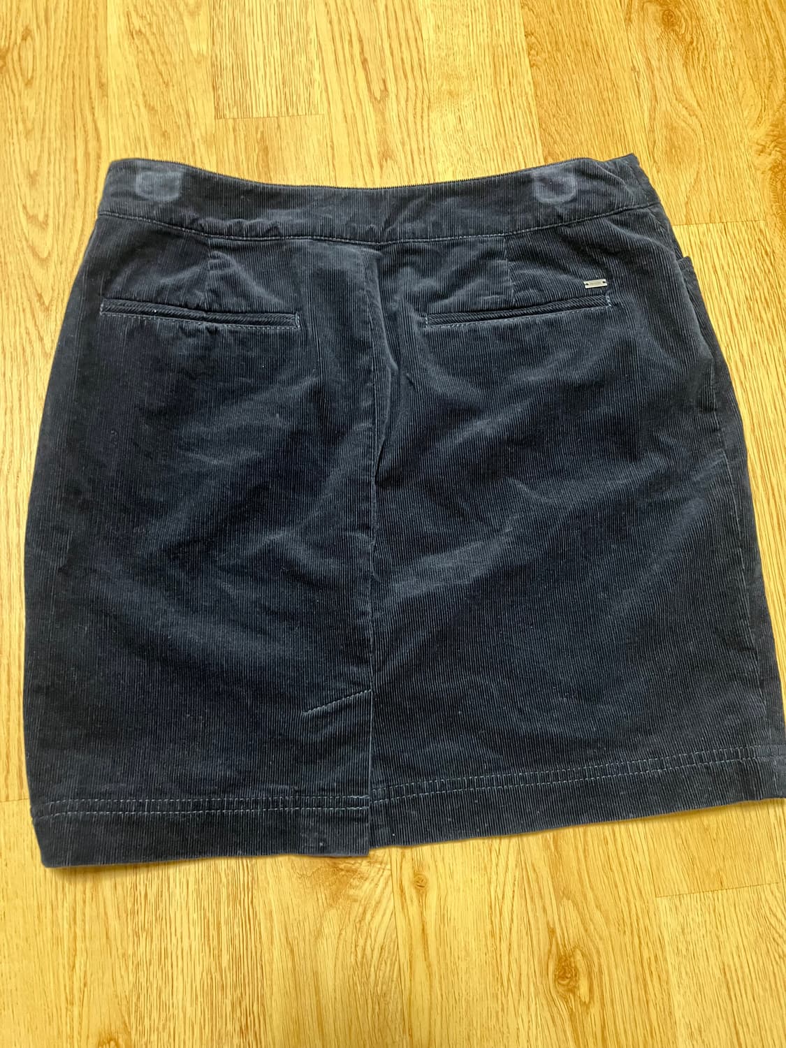 타미 힐피거 네이비 코듀로이 미니스커트 상품이미지2