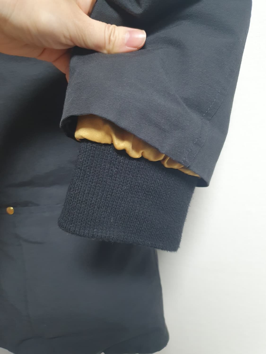 무스너클 패딩 골드 스털링 파카 블랙 폭스 퍼 블랙 슬림핏 M 상품이미지7