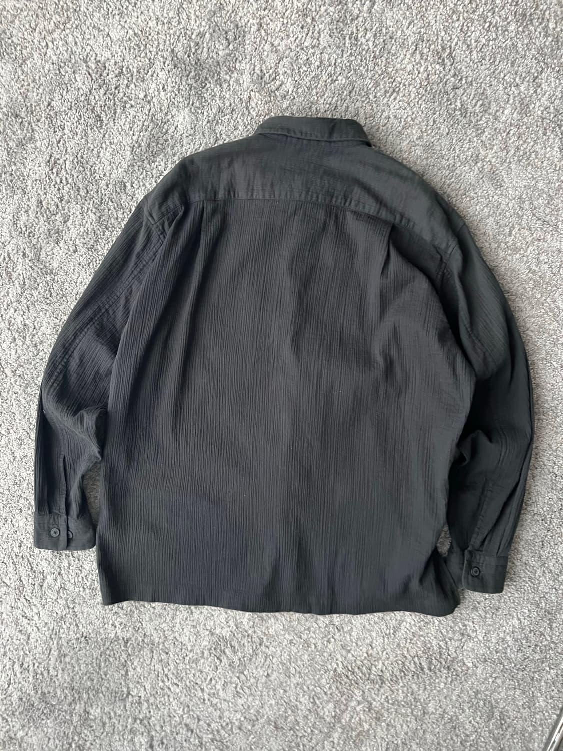 이세이미야케 맨 블랙 셔츠 상품이미지3