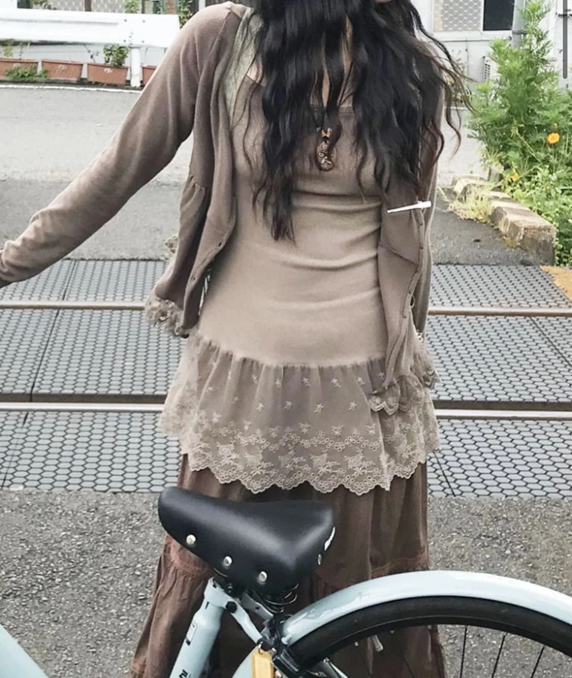 브라운 레이스 슬리브리스 상품이미지1