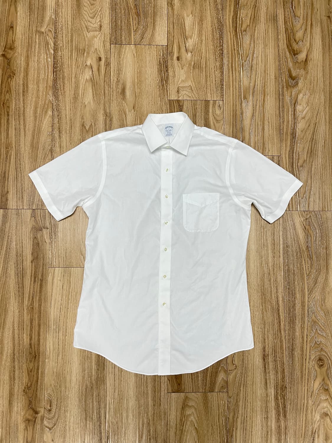 브룩스브라더스 화이트 반팔 드레스 셔츠 100 상품이미지1