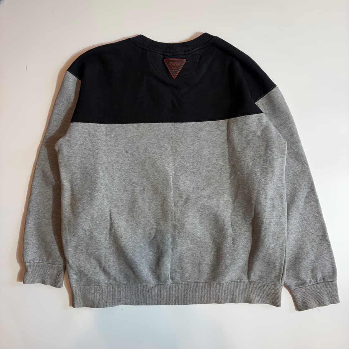 오클리 그레이 로고 맨투맨 상품이미지4