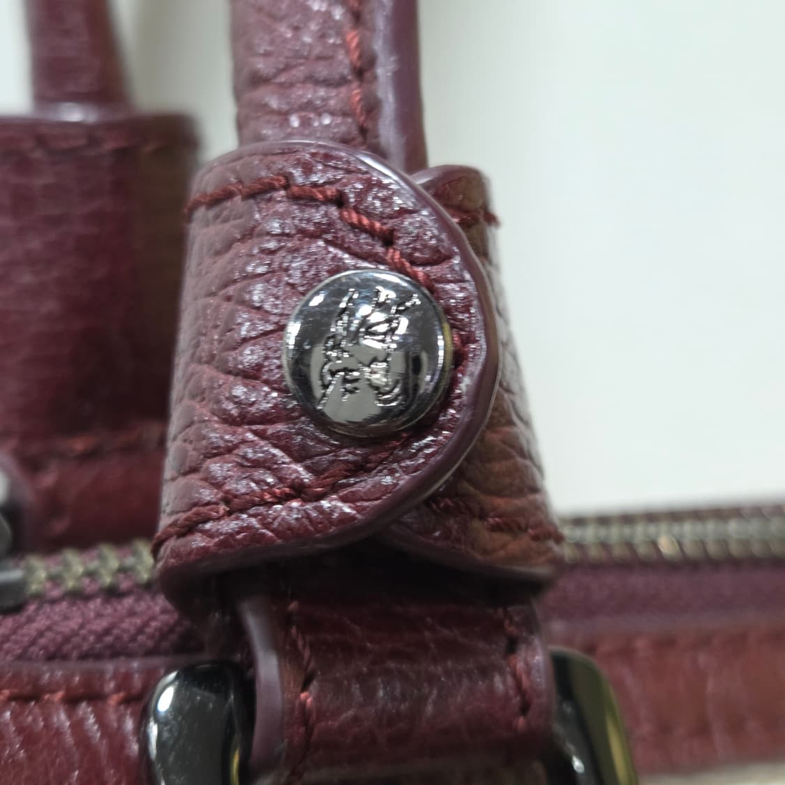 버버리 플로럴 앰보싱 크로스백 상품이미지5