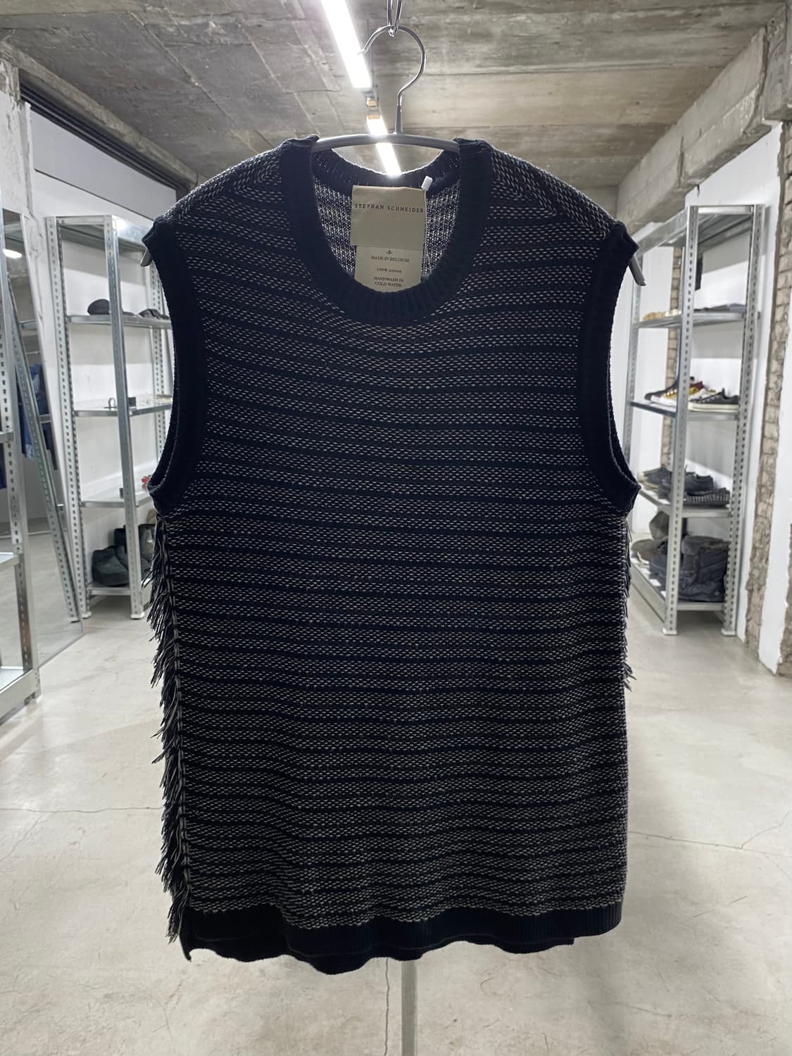 스테판 슈나이더 프린지 베스트 상품이미지1