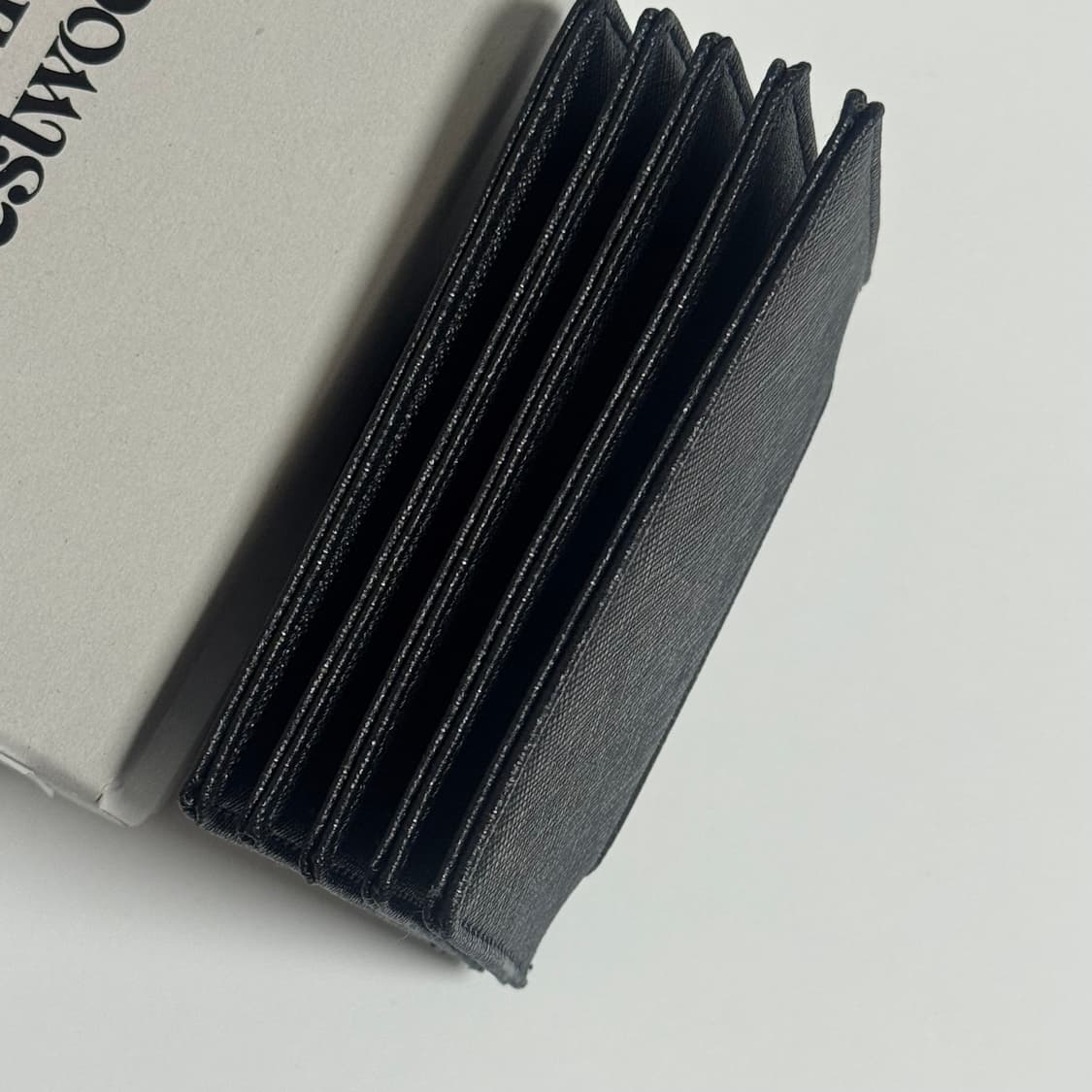 비비안웨스트우드 아코디언 카드지갑 상품이미지4