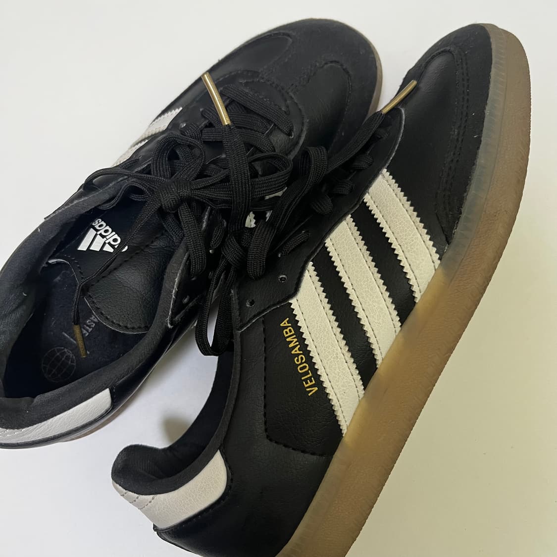 아디다스 벨로삼바 비건 사이클링 코어 블랙 (제니 신발) 상품이미지6