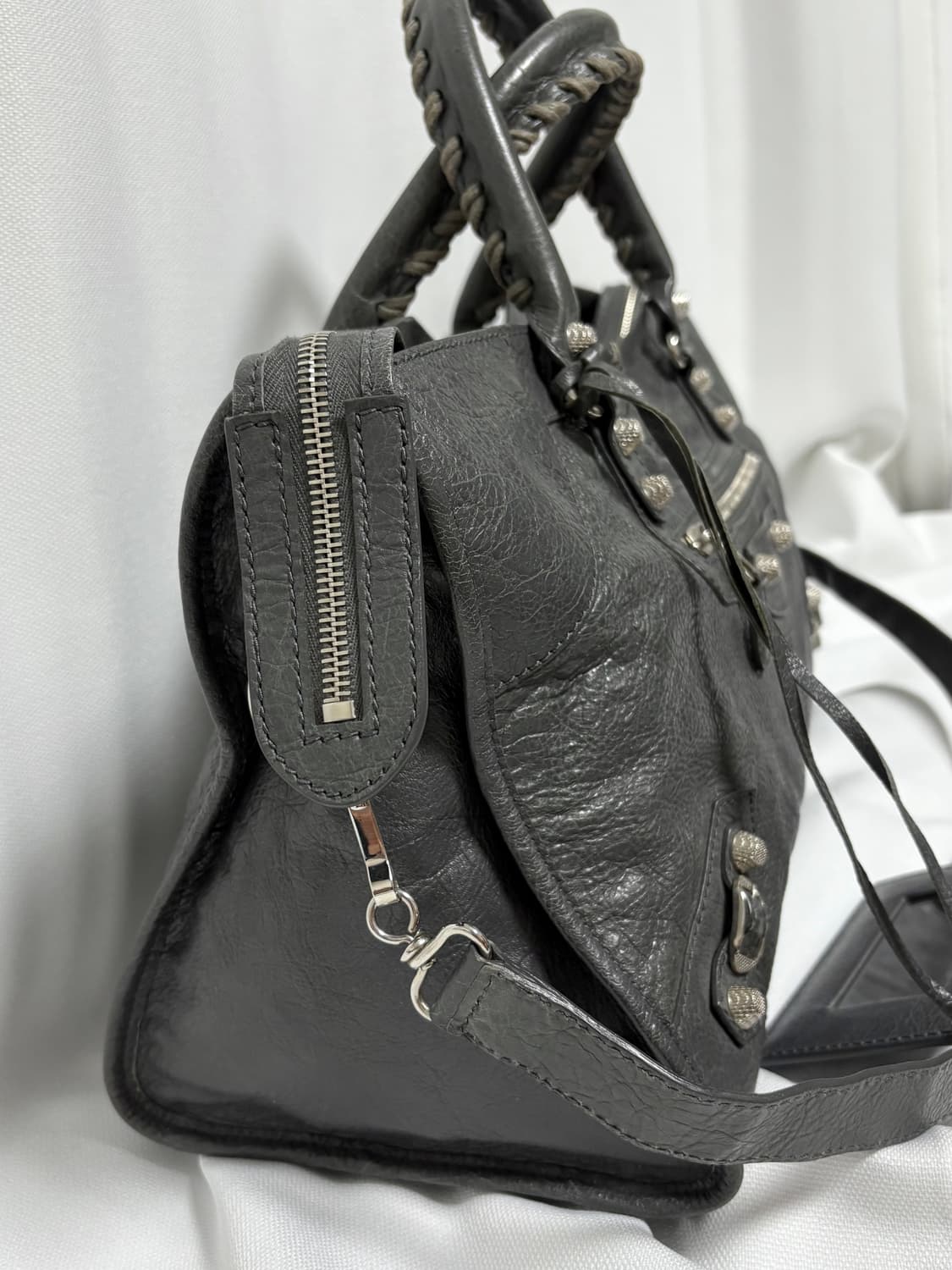 발렌시아가 파트타임 모터백 그레이 상품이미지5