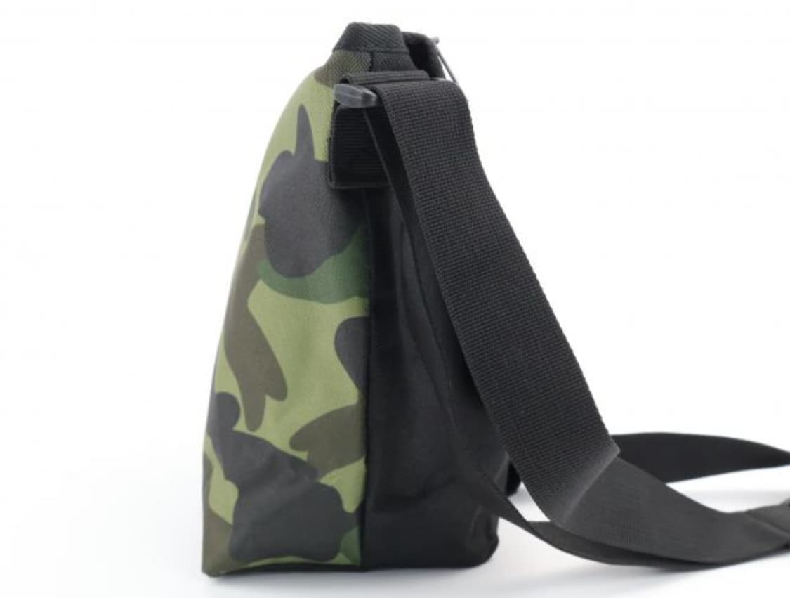 베이프 크로스백 상품이미지2