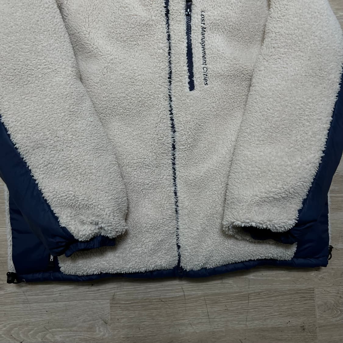 엘엠씨 덕다운 리버시블 뽀글이 후리스 푸퍼패딩 점퍼 [네이비] S/90 상품이미지7