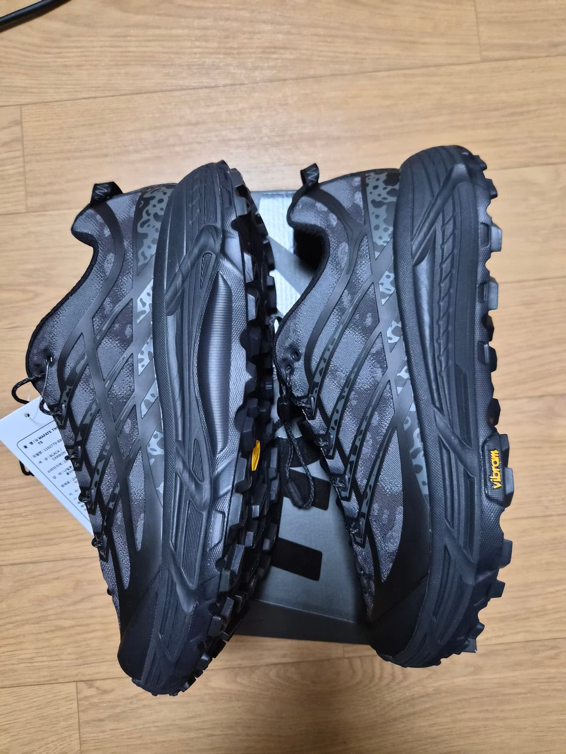 호카(hoka) 마타페 THREE2 TS 블랙 290사이즈 박스풀 상품이미지6